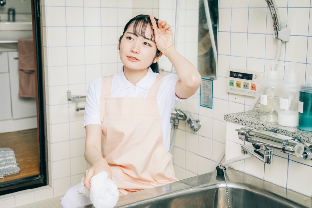 お風呂　水垢　掃除　プロ