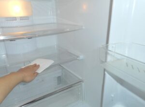 冷蔵庫　霜