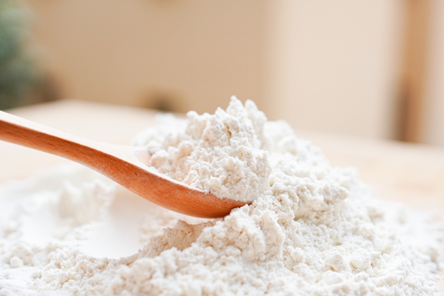 油汚れ　落とし方　小麦粉