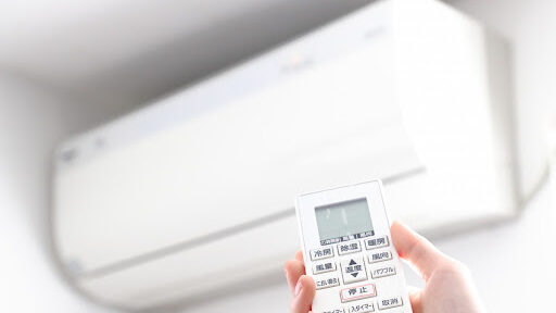 エアコンとリモコン