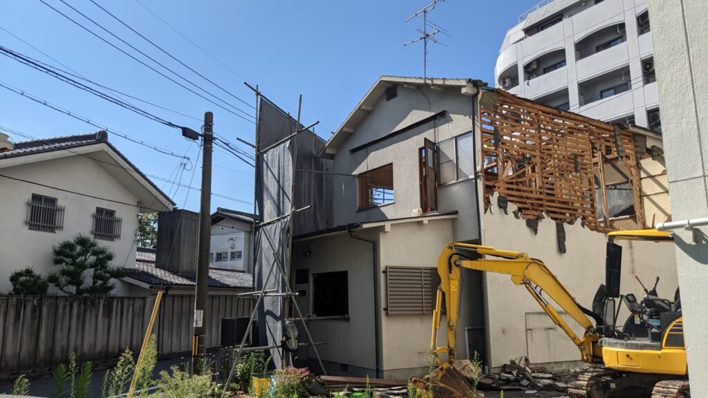 一戸建ての建て替える費用相場の内訳 解体費用