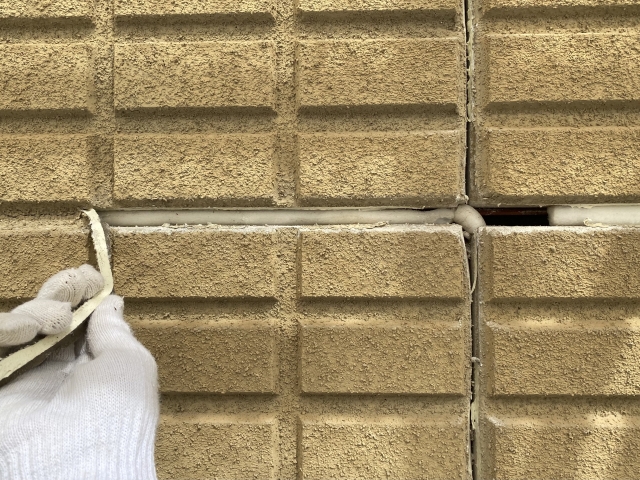 コーキング　既存撤去