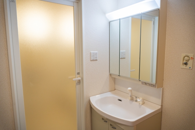 浴室ドアの耐久年数