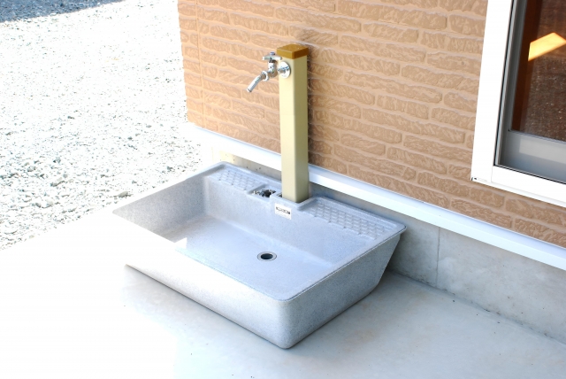 屋外に取り付ける蛇口の種類