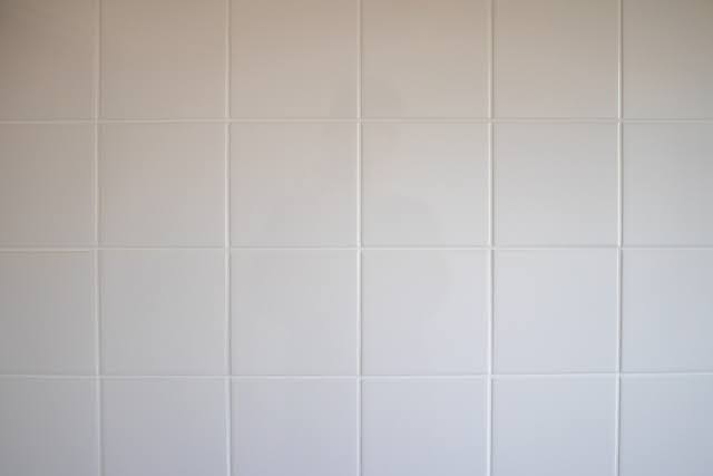 浴室の壁紙　タイル