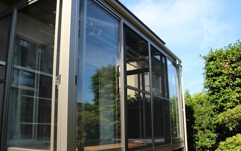 を潰してサンルームを増築する場合の費用