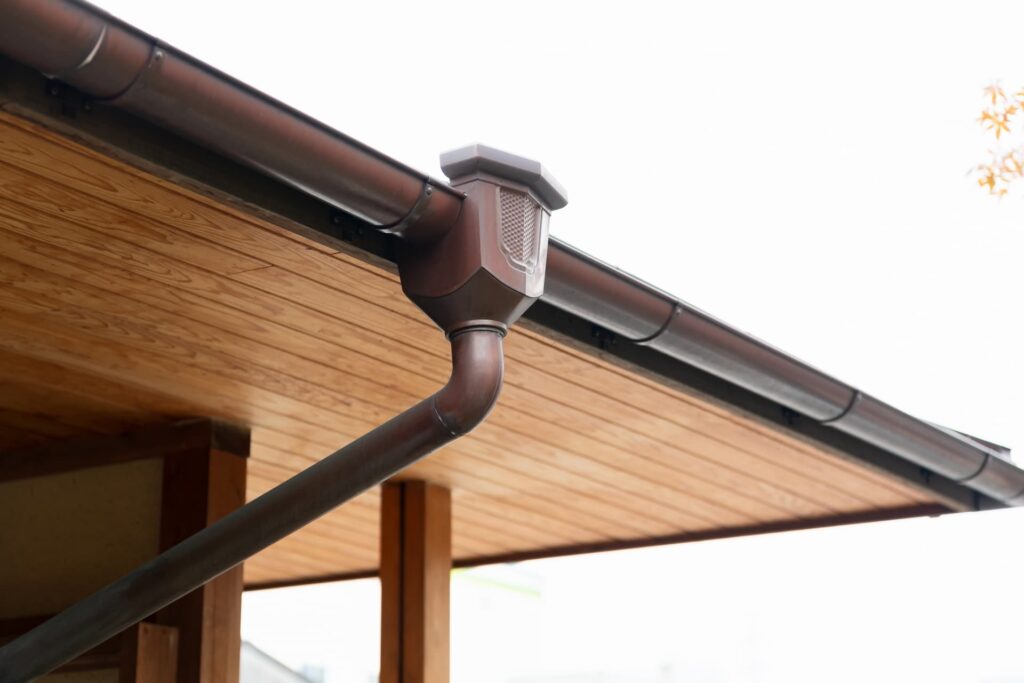 雨樋のつなぎ目の役割とは?