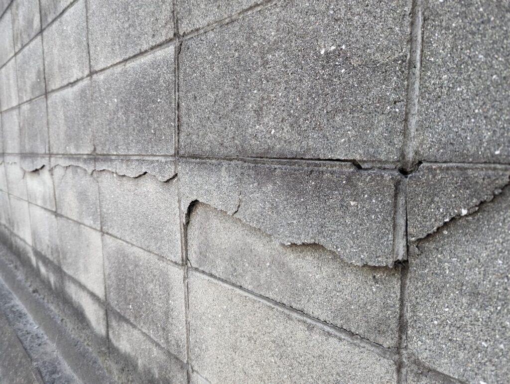 ブロック塀の点検ポイント